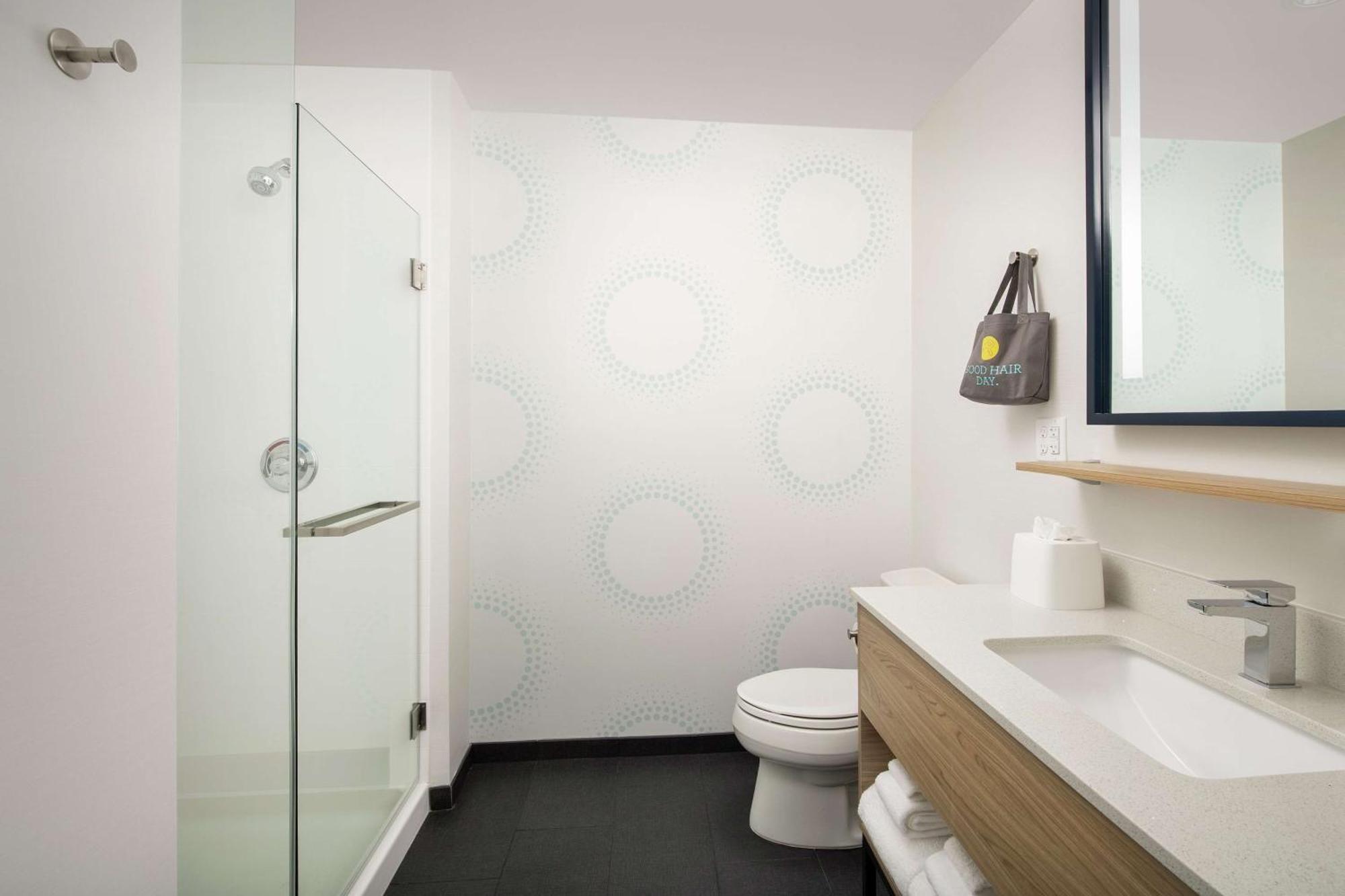 Tru By Hilton Denver Airport Tower Road Extérieur photo