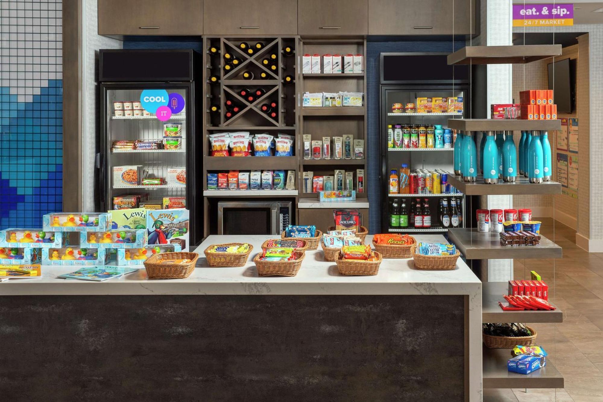 Tru By Hilton Denver Airport Tower Road Extérieur photo